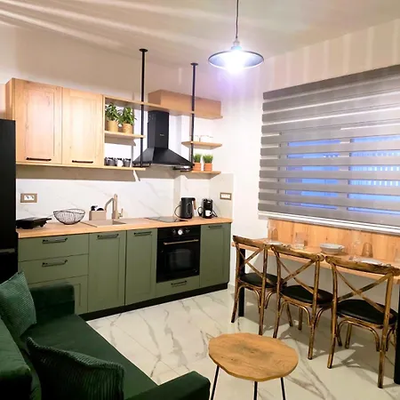 Anthouli Homes 1, Steps From And Centre Appartement *